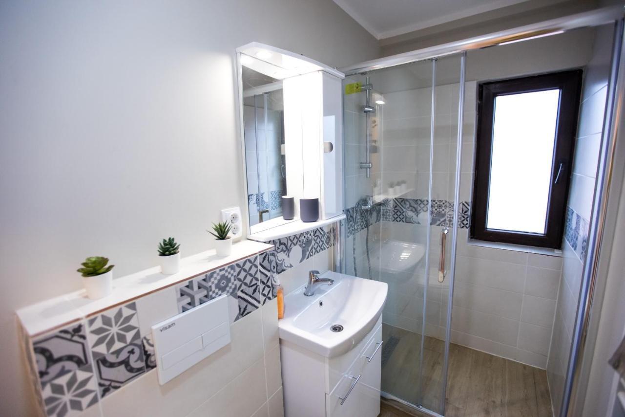 Travel Homzzz Central Apartments - Tusnad Târgu-Mureş Dış mekan fotoğraf